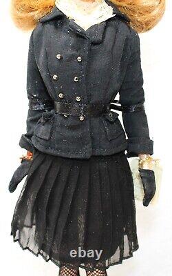 Silkstone Barbie Pretty Pleats Doll Gold Label WithStand No Purse No Box 2006