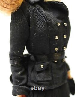 Silkstone Barbie Pretty Pleats Doll Gold Label WithStand No Purse No Box 2006