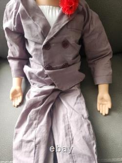 Slappy Dummy, Ventriloquist Star of Goosebumps Eyes Glow With Shoes