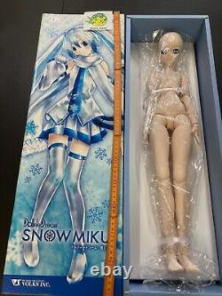 Snow Yuki Miku Volks Dollfie Dream DD Vocaloid Hatsune girl figure doll 2016