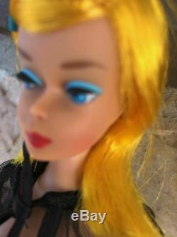 Stunning High Color Original Vintage Golden Blonde Color Magic Barbie In Tagged