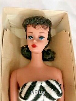 Stunning Vintage Ponytail Brunnette Barbie #850 in original box Lucy Lips