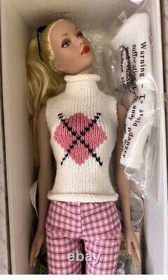 Tonner Tyler Something Sleek Special Edition Wearing Lake Shore Drive-read