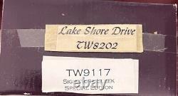 Tonner Tyler Something Sleek Special Edition Wearing Lake Shore Drive-read