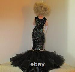 Uneeda Vintage 19 dollikin, articulated, Redressed (no stand)