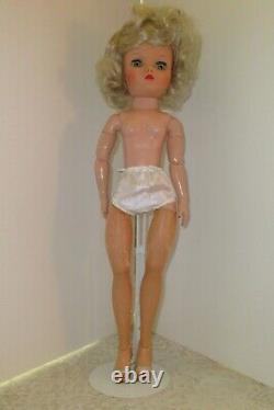 Uneeda Vintage 19 dollikin, articulated, Redressed (no stand)