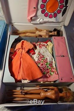Update Photos Huge Rare Vintage Barbie Doll Lot Clothes Accessories 2 Cases