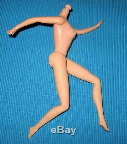 Vintage1958 Color Magic Or American Girl Bendable Legs Barbie Body Excellent