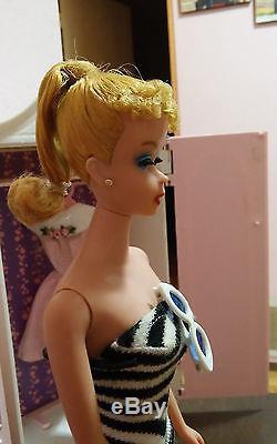 VINTAGE #3 Blonde Ponytal Barbie with BEAUTIFUL EXTRAS