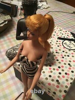 VINTAGE #4 BLOND GORGEOUS Ponytail Barbie TM Doll1/2 Box PUMPS JAPAN