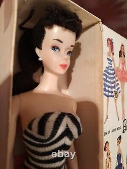 VINTAGE BARBIE #3 BRUNETTE PONYTAIL-T. M Box