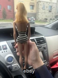 VINTAGE MATTEL PONYTAIL BARBIE DOLL #5 1960'S With Black & White Swimsuit