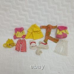 VTG 70s Topper Dawn Lot of 4 Dolls with Case & 30+ Pieces of Clothes TLC Read