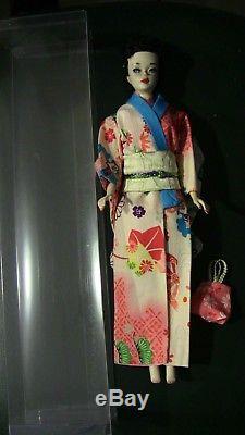 VTG Brunette Ponytail Barbie #3 Red Cream floral Japanese Kimono Obi Purse LOT