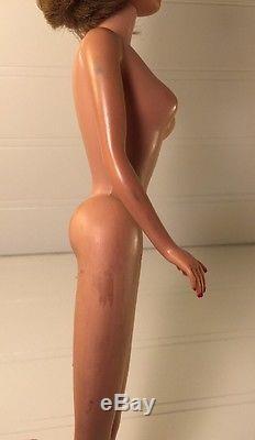 VTG Long Ash Blonde American Girl BarbieBending Legs