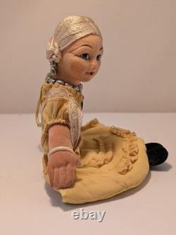 Very Rare Norah Wellings Handkerchief Sachet Doll