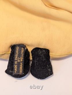 Very Rare Norah Wellings Handkerchief Sachet Doll