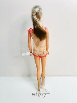 Vintage 1966 Mattel Twist N Turn Barbie #1160 (Brown)
