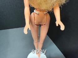 Vintage 1974 Mattel Free Moving Barbie Blonde Model #7270 Original Clothes