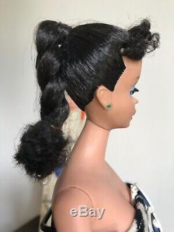 Vintage #4 Barbie Brunette Factory Braid With Box Stand Accessories