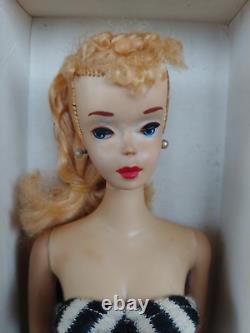Vintage #850 Barbie Doll Number #3 In Original R Box and R Pedestal Stand