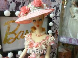 Vintage Barbie #2 blond ponytail TM Box, TM Stand, square box on foot