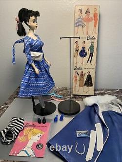 Vintage Barbie #3 Rarer Blue Eye Shadow, Gorgeous! With Box, TM Stand & Clothes EUC