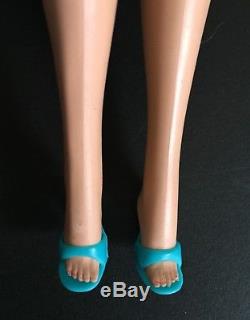 Vintage Barbie BLONDE AMERICAN GIRL with Bendable Legs + Box Complete & Mint