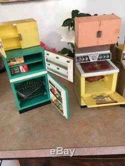 Vintage Barbie Doll Dream House Home Kitchen Set 1950's Deluxe Reading Corp NJ