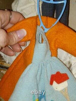 Vintage Barbie Doll Ponytail #4 1960' Excellent Condition! And ken /clothing