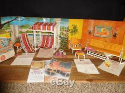 Vintage Barbie Go Together Gift #4005 Comes with 7 pc Foam Cushions