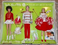 Vintage Barbie On Parade Gift Set In Box #1014 3 Dressed Dolls Nice! Vhtf