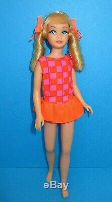 Vintage Barbie SKIPPER Doll TWIST'N TURN TNT SAUSAGE CURLS 1105 Swimsuit