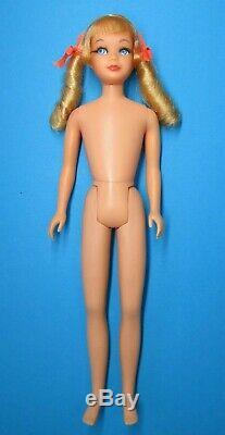 Vintage Barbie SKIPPER Doll TWIST'N TURN TNT SAUSAGE CURLS 1105 Swimsuit