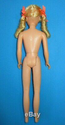 Vintage Barbie SKIPPER Doll TWIST'N TURN TNT SAUSAGE CURLS 1105 Swimsuit