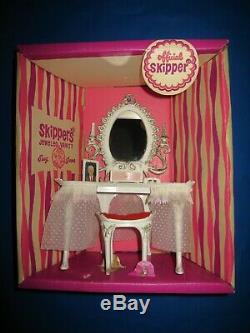 Vintage Barbie Skipper Susy Goose Jeweled Vanity With Box