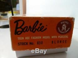 Vintage Barbie ponytail #2 blond 1959 R box and R Stand, blonde