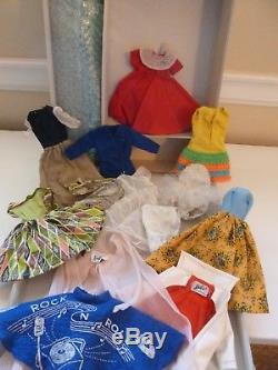 Vintage Barbie ponytail #3 brunette Lot with Case Happy New year