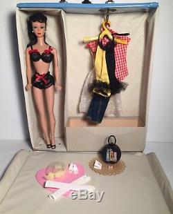 Vintage Beautiful Brunette Barbie PONYTAIL Doll with Case Clothes Extras