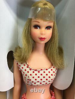 Vintage Blonde Francie Barbie Doll 1140 BOX Original N0 RETOUCHES wrist tag