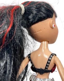 Vintage Bratz Welcome to Fabulous Las Vegas Tiana Doll Fur Coat Skirt Boots