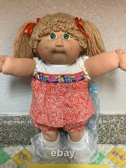 Vintage Cabbage Patch Kid Girl Second Edition Wheat Poodle Hair Green Eyes HM#2