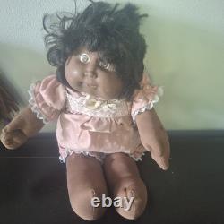 Vintage Cabbage Patch Kids Doll Lot Of 9 With Clothing African American Blonde