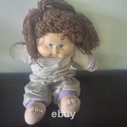 Vintage Cabbage Patch Kids Doll Lot Of 9 With Clothing African American Blonde