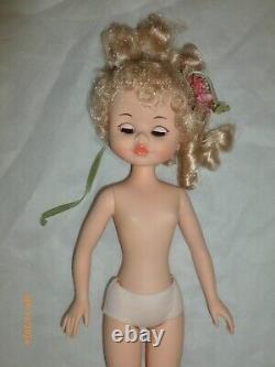 Vintage Furga Alta Moda Blond Violetta Doll Entusiasmo 17 PRISTINE