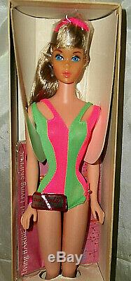 Vintage Nos 1967 Standard Barbie # 1190 Blond Hair W. Box Nrfb