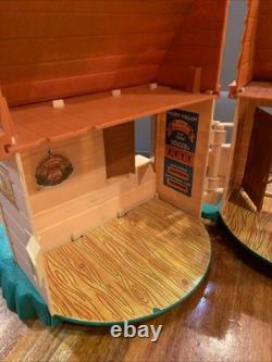 Vintage Panosh Place Furskins Moody Hollow General Store With Bears Accessories