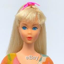 Vintage Standard Mod Barbie Rare Platinum Blonde in Flower Wower