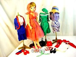 Vtg Deluxe Reading Candy Fashion Doll Original Box 4 0utfits 3 Dress Forms FrShp