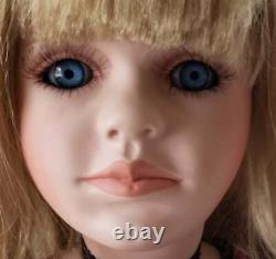 World Gallery Patricia Loveless Sophia Large 32 Doll Long Blonde Hair Dimple RA